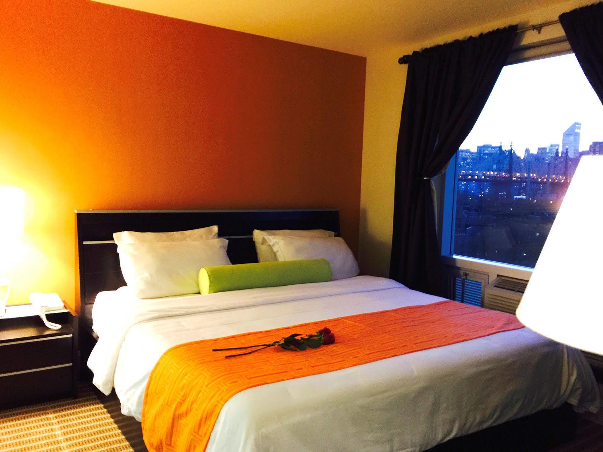 Howard Johnson By Wyndham Long Island City New York Eksteriør bilde