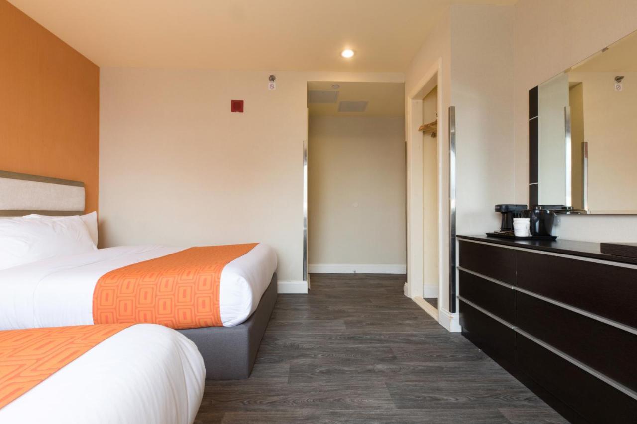 Howard Johnson By Wyndham Long Island City New York Eksteriør bilde