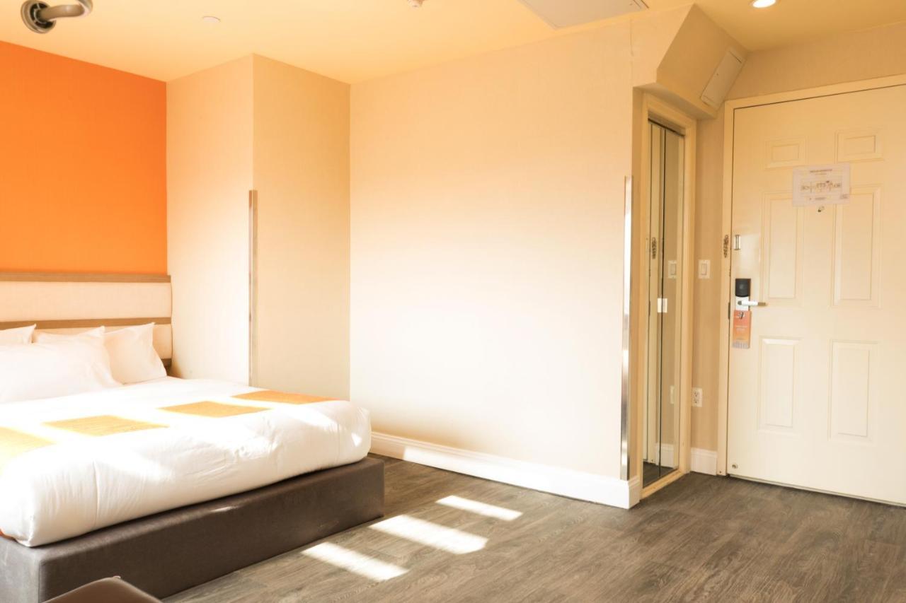 Howard Johnson By Wyndham Long Island City New York Eksteriør bilde
